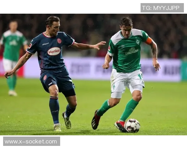 勒沃库森主场大胜，沙尔克04遭遇惨败：激战90分钟的深度解析